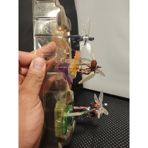 Disney Marvel Ant-Man and Wasp Exclusive 5-Piece (1 Missing) PVC Figure Play Set - Picture 12 of 12